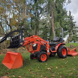 2021 KUBOTA B2601 WITH Grapple 