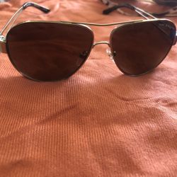 Sunglasses Tory Burch 