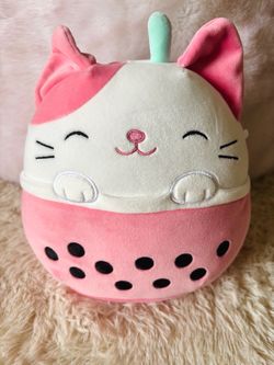 Squishmallow Roxy the Boba Cat 8” – Pink Bubble Tea Kitty Plush (Hot Topic Exclusive), NEW!