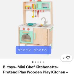 B. Toys Mini Chef Kitchenette & Wall Clock 
