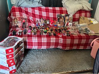Wwe Elite and Ultimates figures Lot of 35 plus