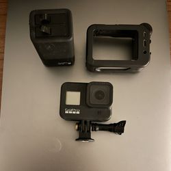 GoPro Hero 8 Black 4k Waterproof + 2 Battery With Battery Pack And Media Extender Acts As Webcam