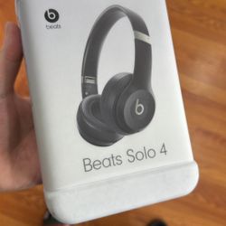 Beats Solo 4 New 