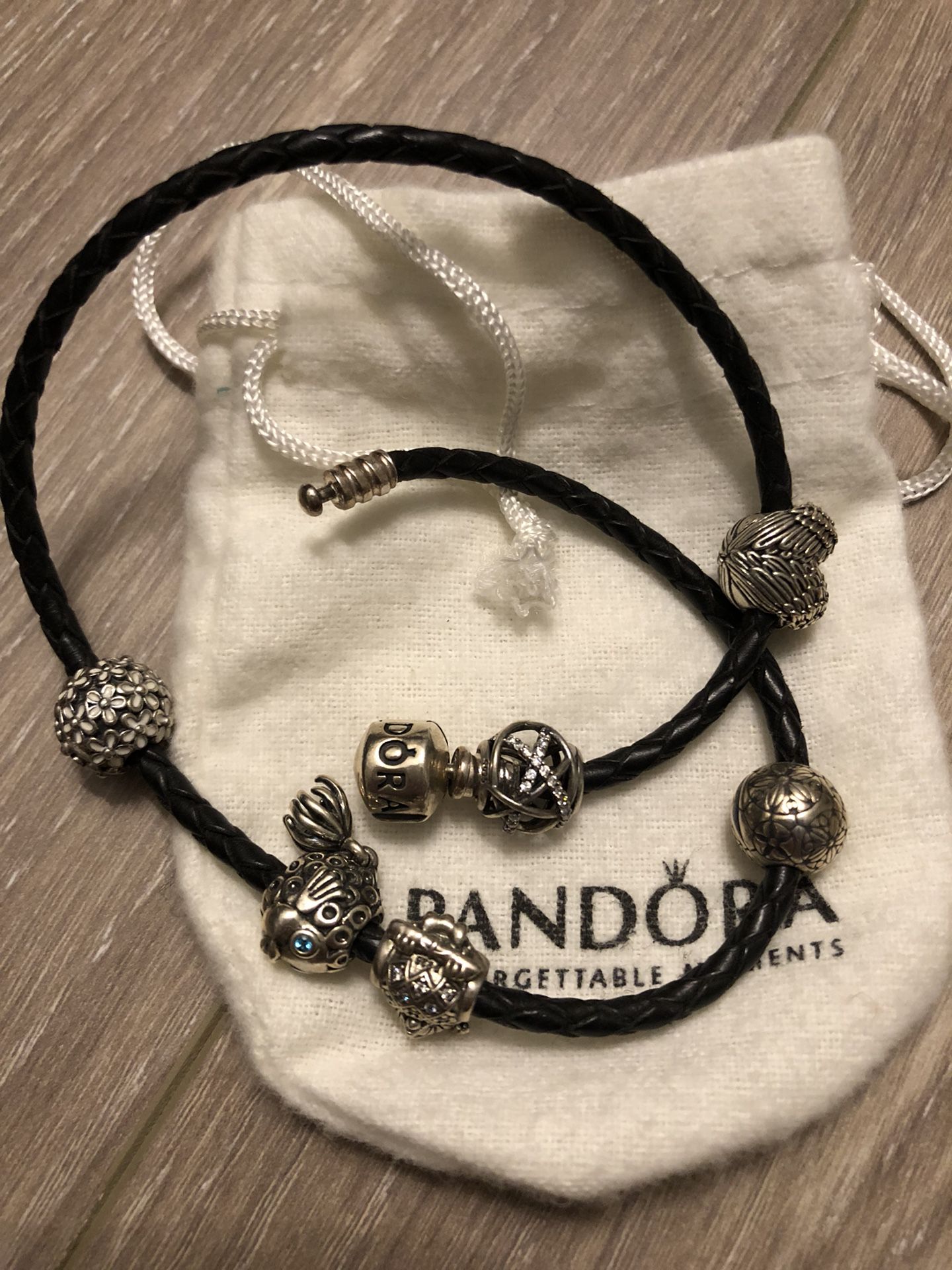 Pandora bracelet and charms (a set)