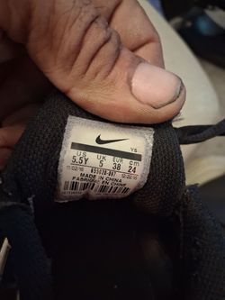 Women's sneakers
