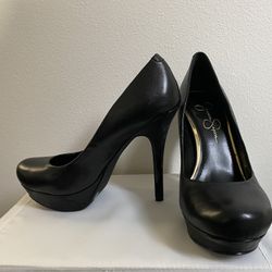 Jessica Simpson Black Leather Heels Size 7.5