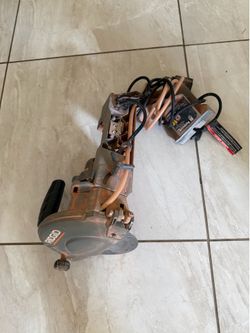 RIDGID 7 in. Job Site Wet Tile Saw