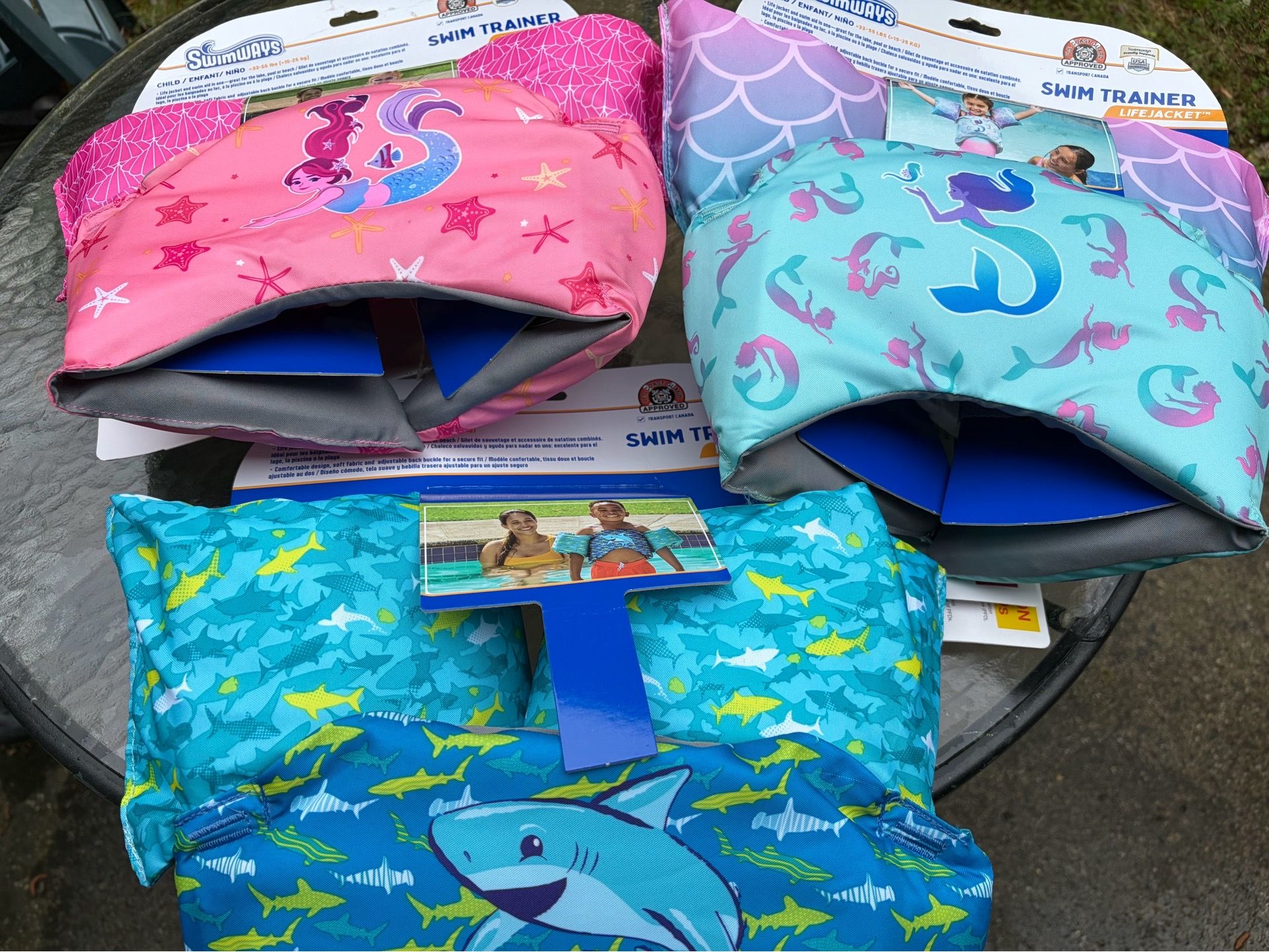 Puddle jumpers life jackets. New.