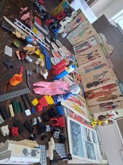 MISC.  "70s/80s Throwback Mixed Bag"//Missing Pieces //Sewing Patterns//Buttons//$20
