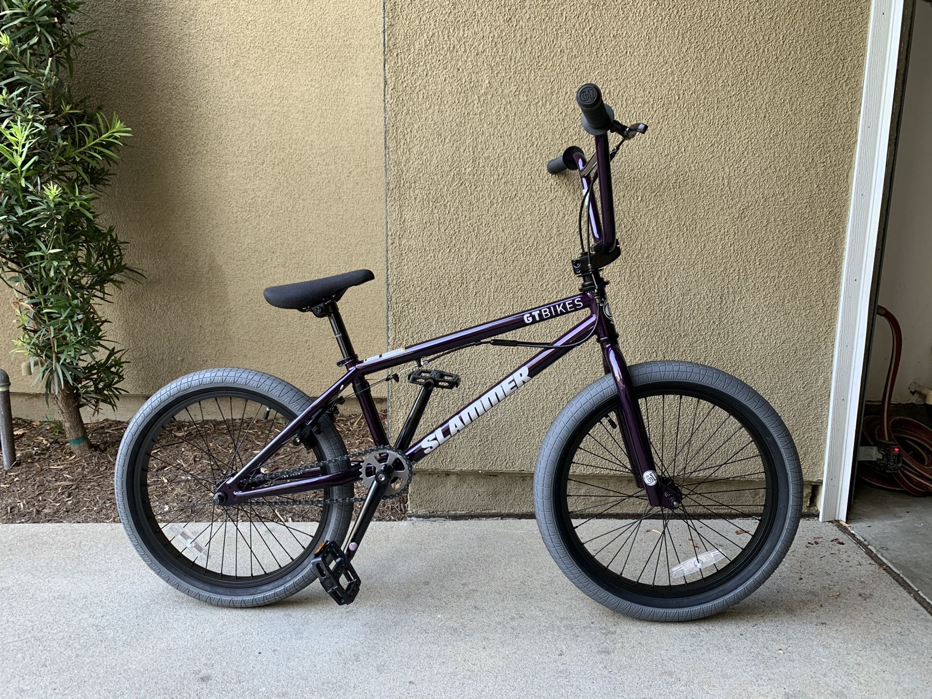 Brand New Purple 2020 GT Slammer 20” BMX Bike