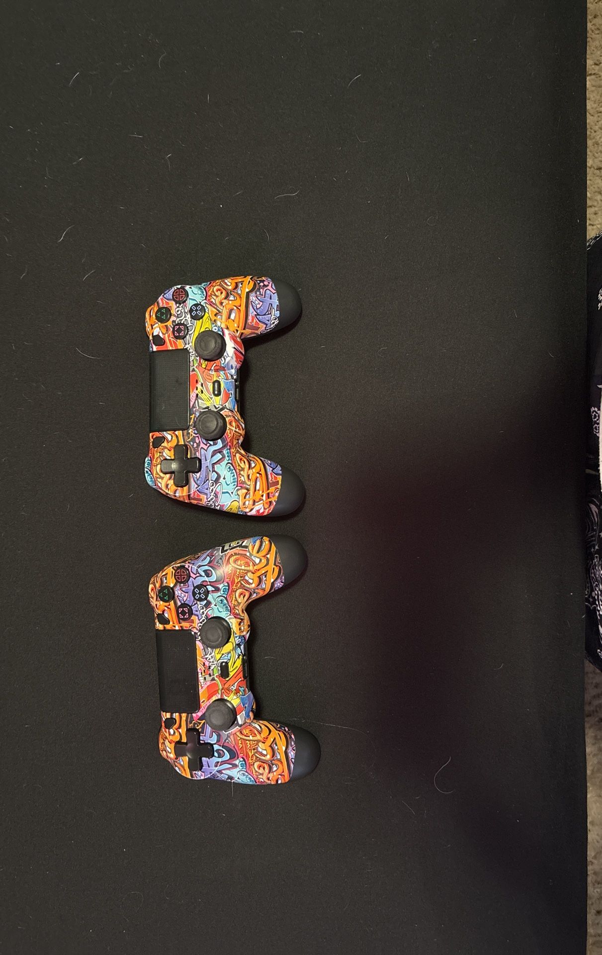 Two Full Functioning, Ps4 Controllers