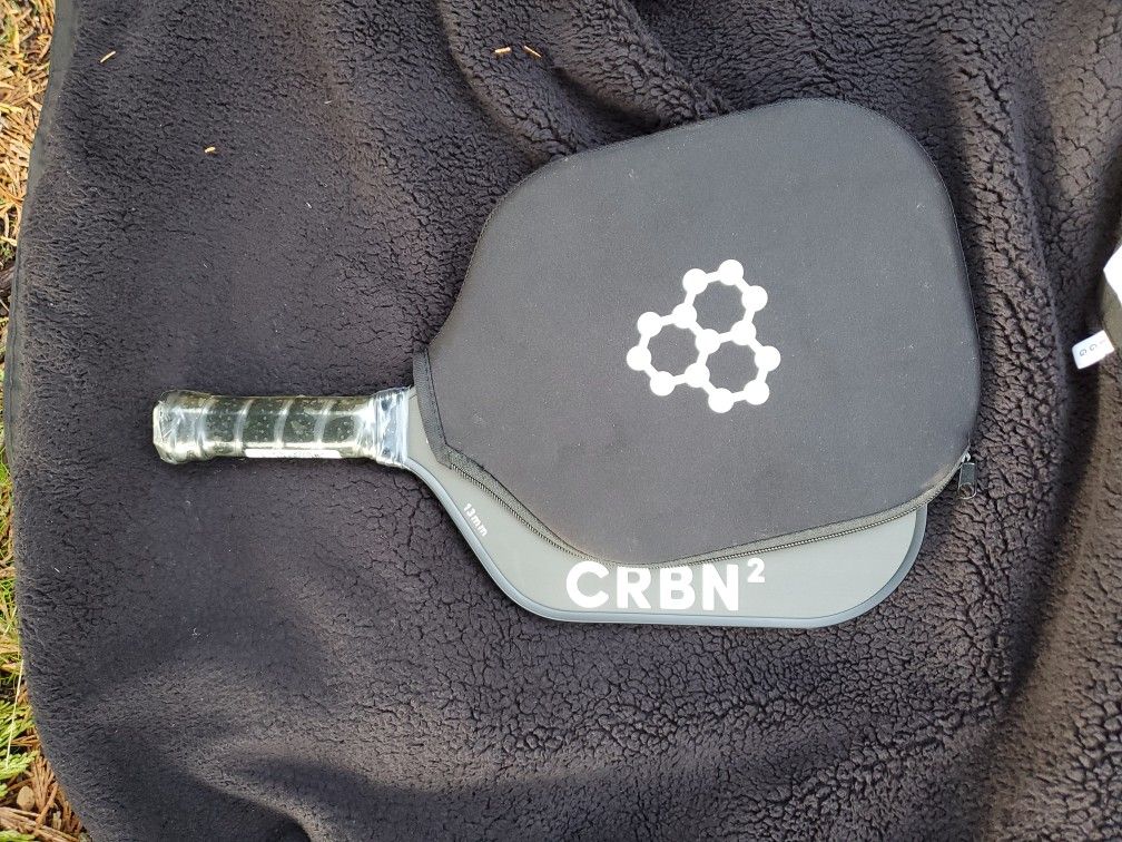Crbn 2 One Pickel Ball Paddel