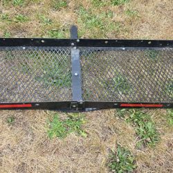 Cargo Carrier trailer hitch