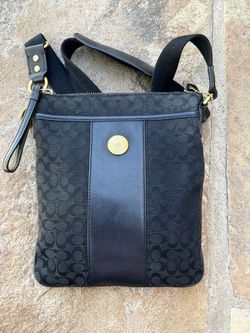 Coach Heritage HO(contact info removed)9 Signature Zip Top Crossbody Black Adjustable Strap