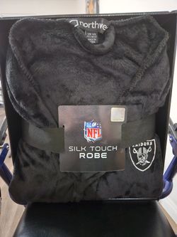 NFL Las Vegas Raiders Silk Touch Robe