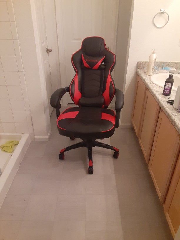 Free Respawn Gamer Chair Red And Black.