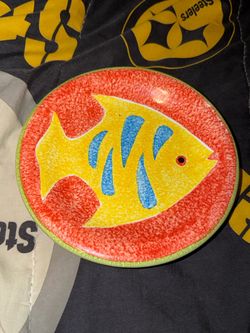 Thailand Hand Painted Colorful Fish Plate Vintage Decor Decorative Art Used