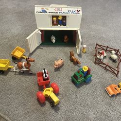 Vintage Fisher Price Little People Play Family Farm #915 Barn + Animals + Accessories Lot
