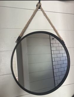 Hanging Wall Mirror With Rope. 