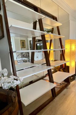 74” Ladder Bookshelf