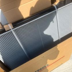 2006 G35 Radiator 