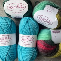 5 Balls Of Yarn 🧶 KnitPicks Assorted