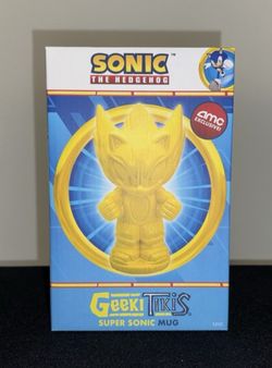 Hedgehog AMC Exclusive Super Sonic Tiki Mug NEW IN HAND.!