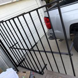 Queen metal frame with headboard