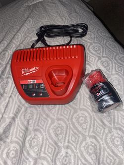 Milwaukee-c12c M12 Lithium-Ion Battery Charger And Battery