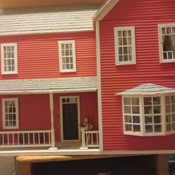 Antique Doll House