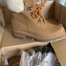 New Timberland Shearling Boot