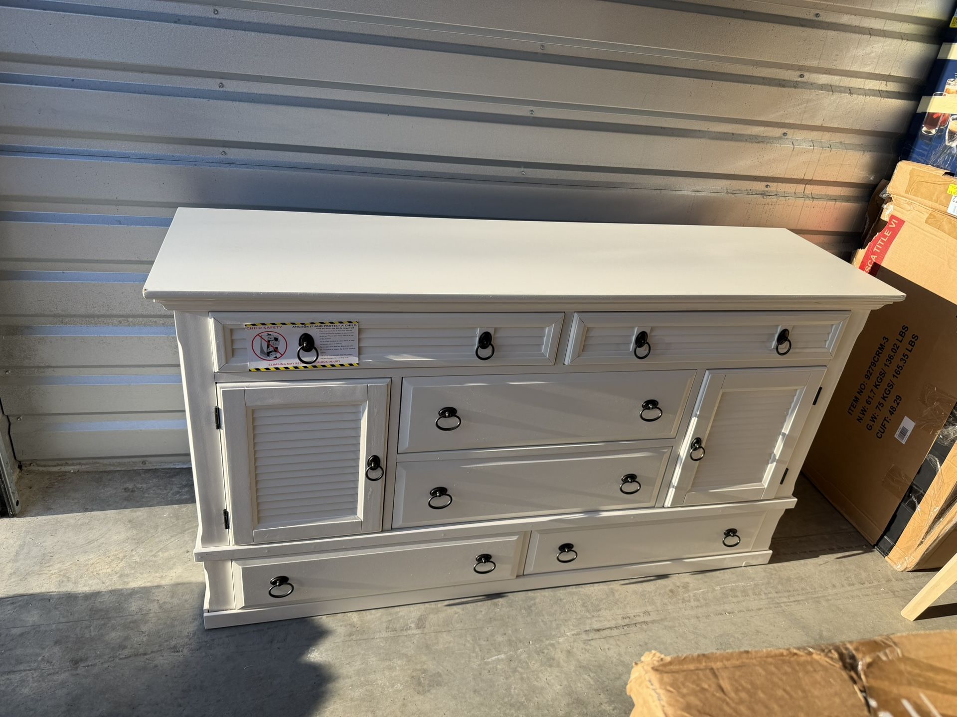 Gleda Solid Wood 6 - Drawer White Dresser - 62'' W x 18" D x 38" H - NEW