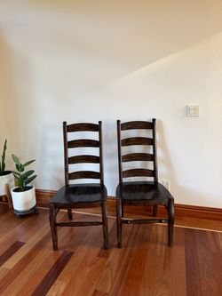 Set of 2 Pottery Barn Wynn Dining chairs (Alfresco Brown)