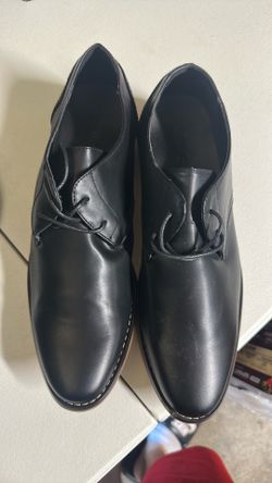 Men’s dress shoes