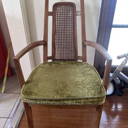 Mid Century Modern Dinning Chairs 