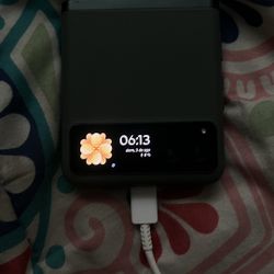 2023 Motorola Razr 8gb of Ram 