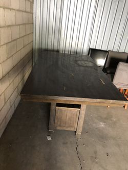 Kitchen Table & Chairs GREAT CONDITION!!