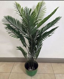*** NEW LOW PRICE *** 62in Faux Areca Palm in a 12in (Diameter) Green Resin Planter @ Lasting Creations