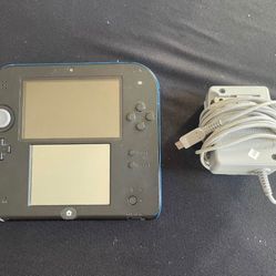Nintendo 2 DS