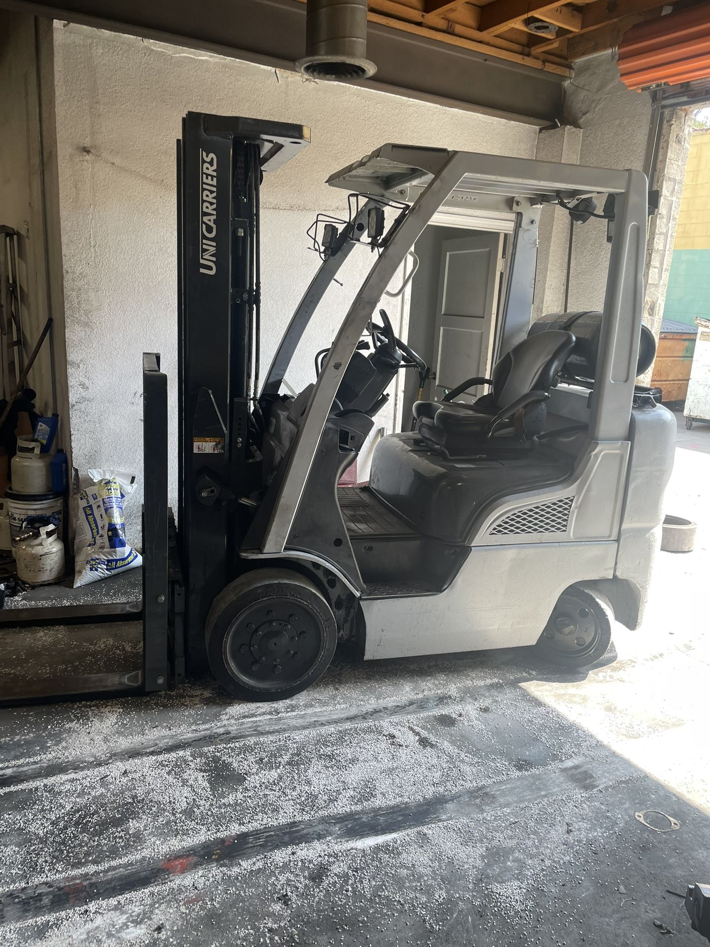 Forklift