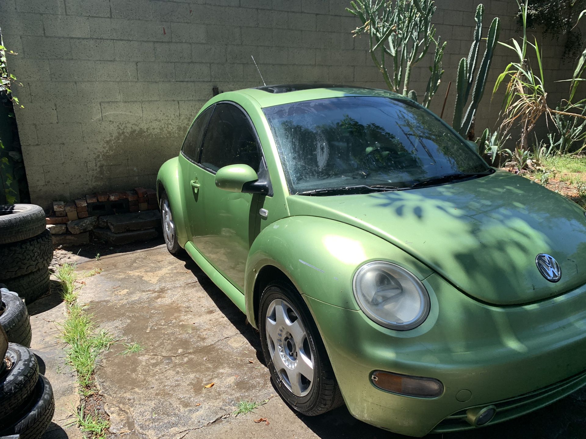 NEW BEETLE (PARTING OUT)