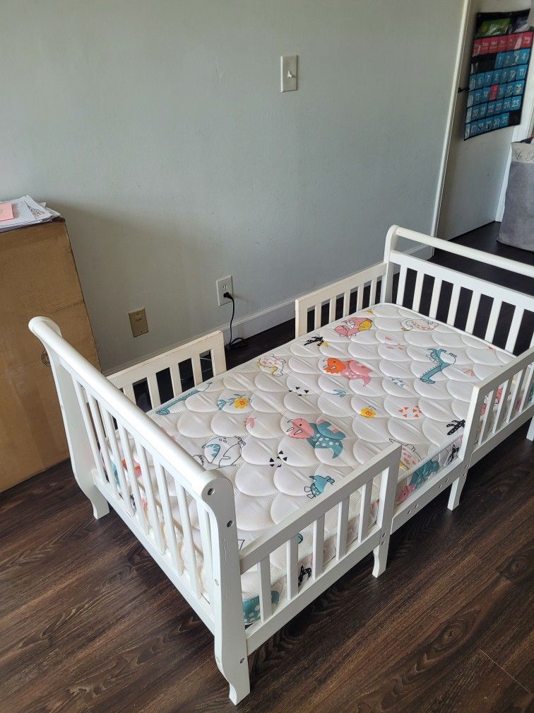 3 in 1 Convertible Toddler Bed with Mattress and Cover