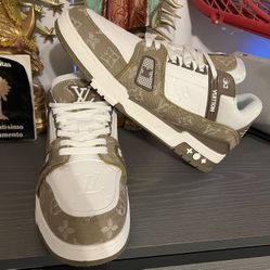 New LV Men’s Shoes.