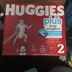 Huggies plus Size 2 174 Diapers 