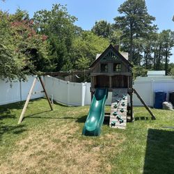 Wooden Swing Set - FREE