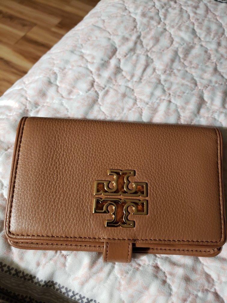 TORY BURCH 🤎