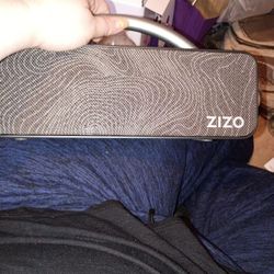 Zizo Bluetooth Speaker With FM Radio On It 