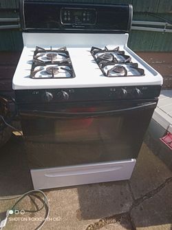Frigidaire Stove 