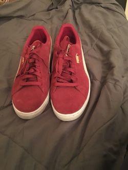 Men pumas size 12