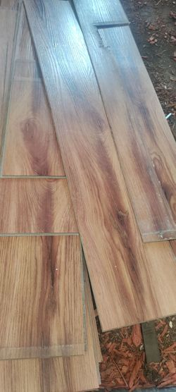 Used Vinyl Flooring!